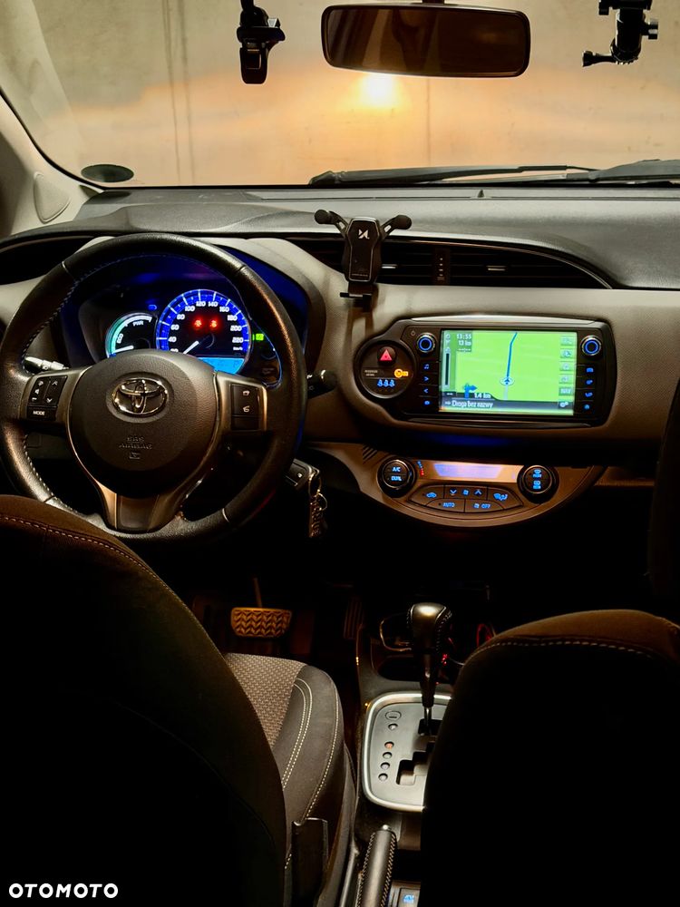 Toyota Yaris 1.5 VVT-i Comfort - 10