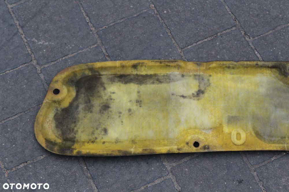 PODBITKA WYGŁUSZENIE WYCISZENIE MASKI YARIS II ZAPINKI - 7