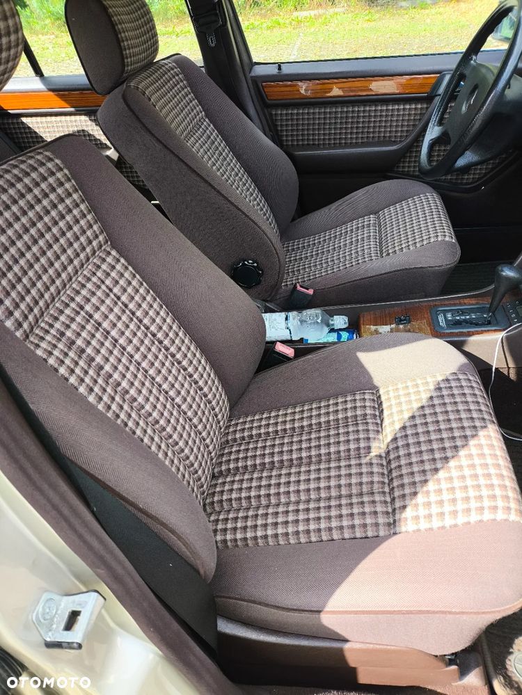 Mercedes-Benz W124 (1984-1993) - 7
