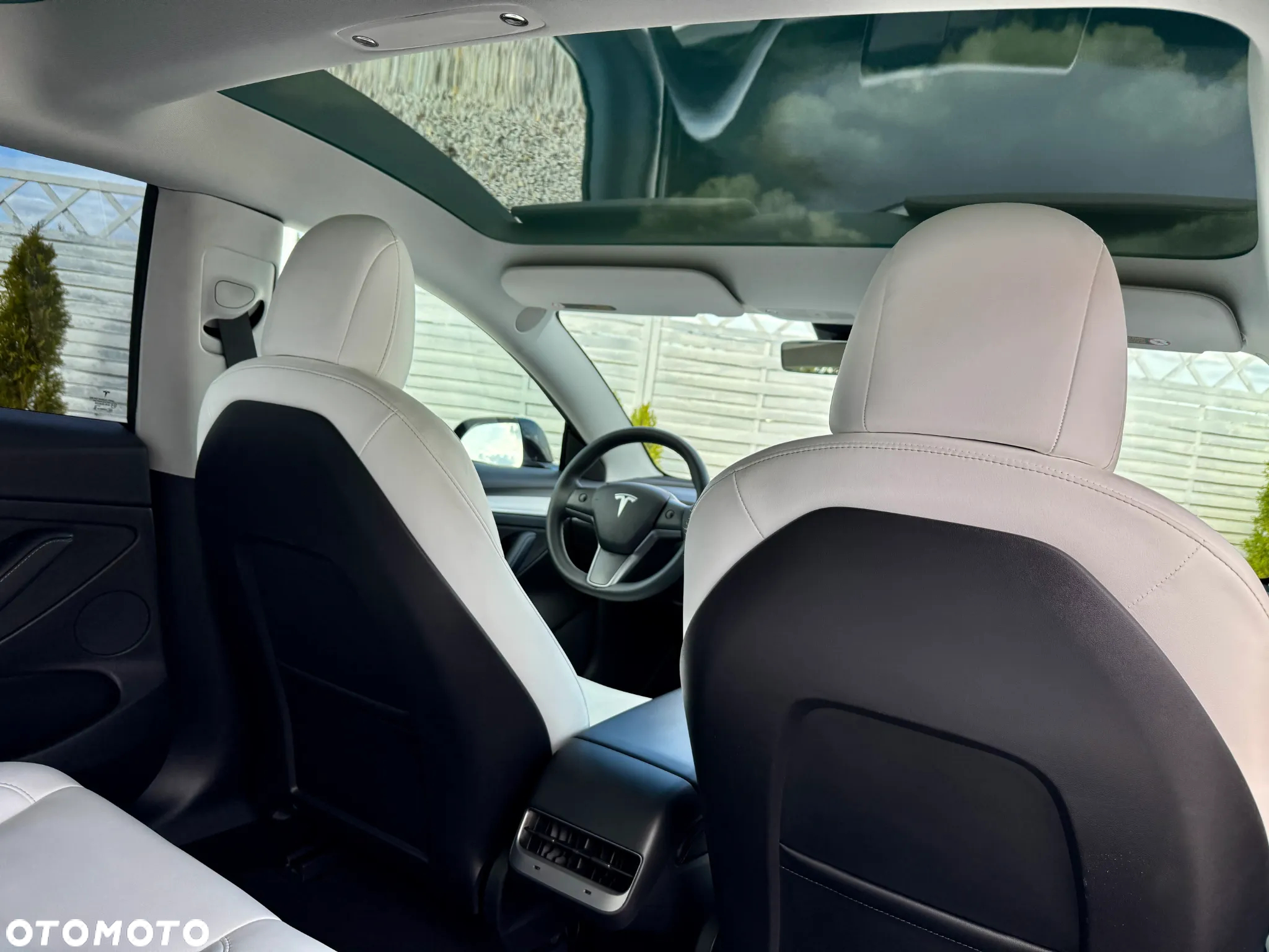 Tesla Model 3 Langstreckenbatterie Allradantrieb Dual Motor - 16