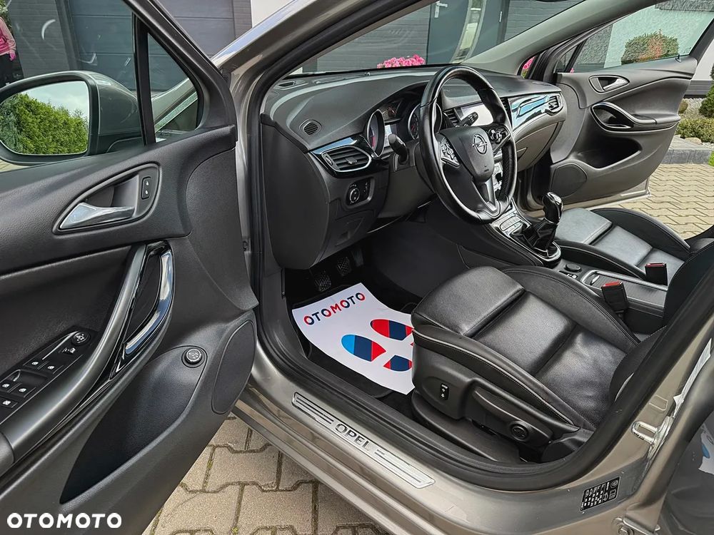 Opel Astra 1.6 D Start/Stop Innovation - 17