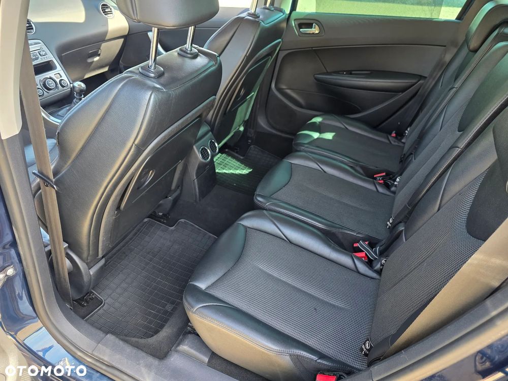 Peugeot 308 - 19