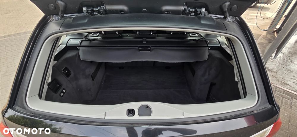 BMW Seria 3 320d DPF - 32