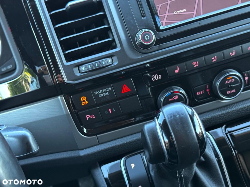 Volkswagen Multivan - 27