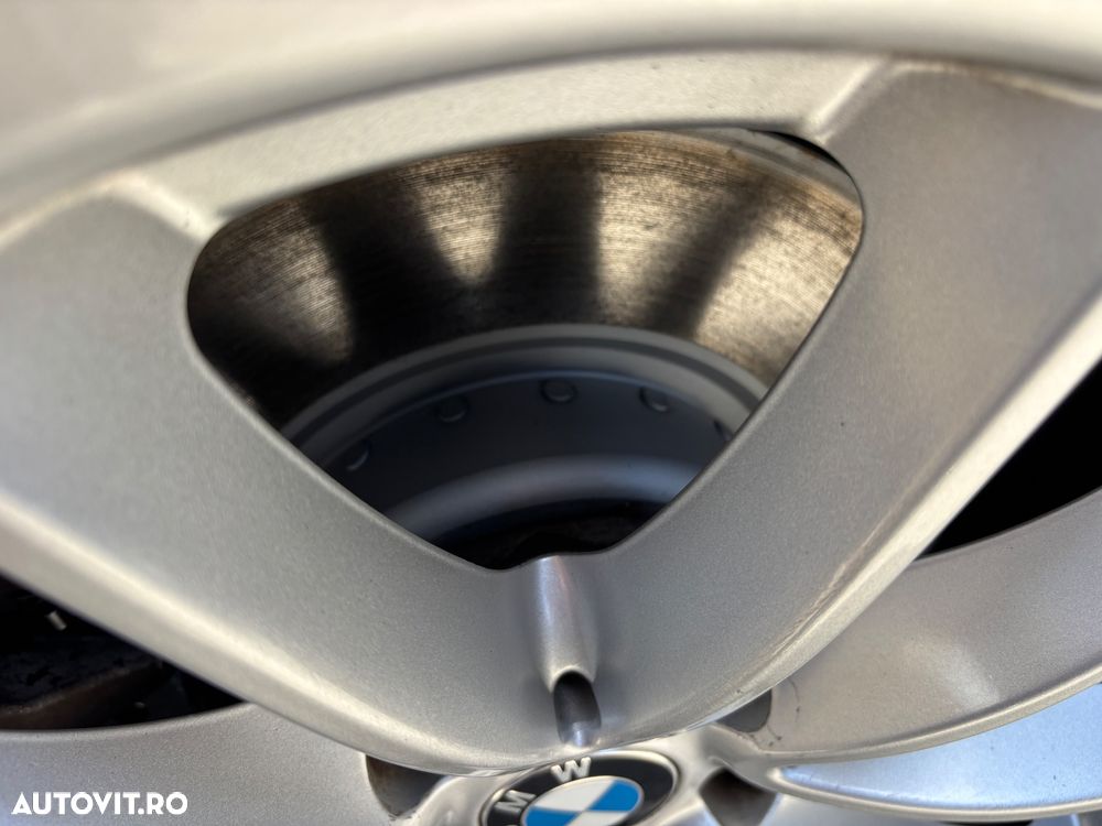 BMW Seria 5 520d Aut. Sport Line - 18