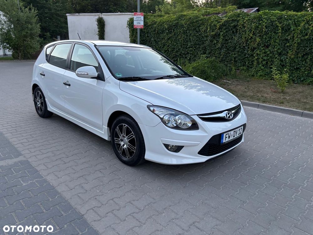 Hyundai i30 1.4 Comfort World Cup - 25