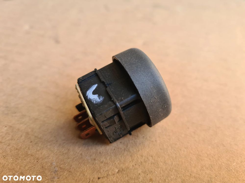 IVECO DAILY 3 99-06 włącznik podgrzewania grzania lusterek - 2