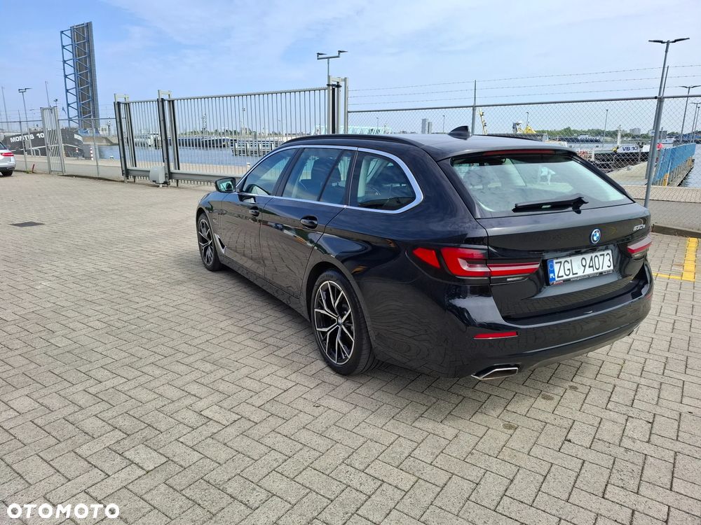 BMW Seria 5 530e Luxury Line sport - 7