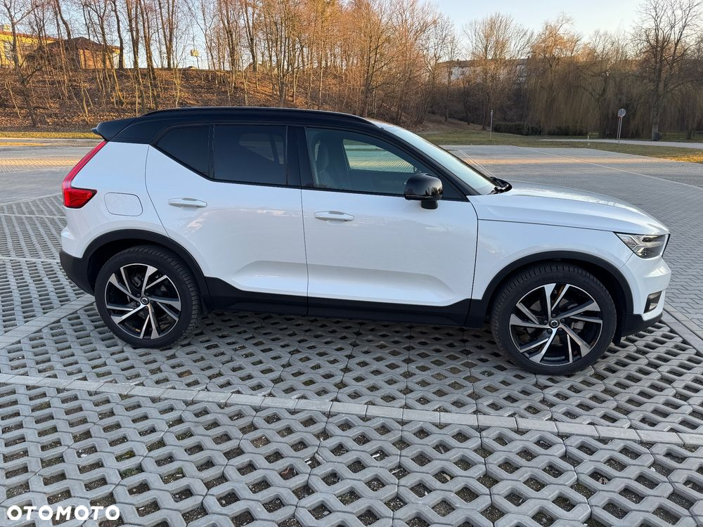 Volvo XC 40 T5 AWD R-Design - 16