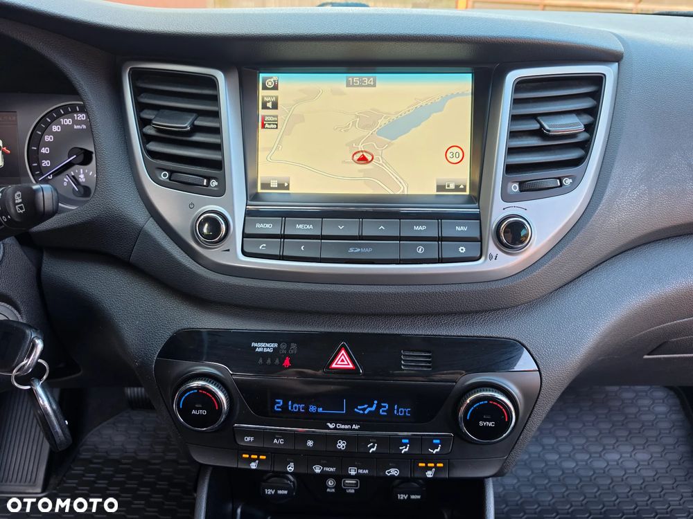 Hyundai Tucson blue 1.7 CRDi 2WD DCT Premium - 20