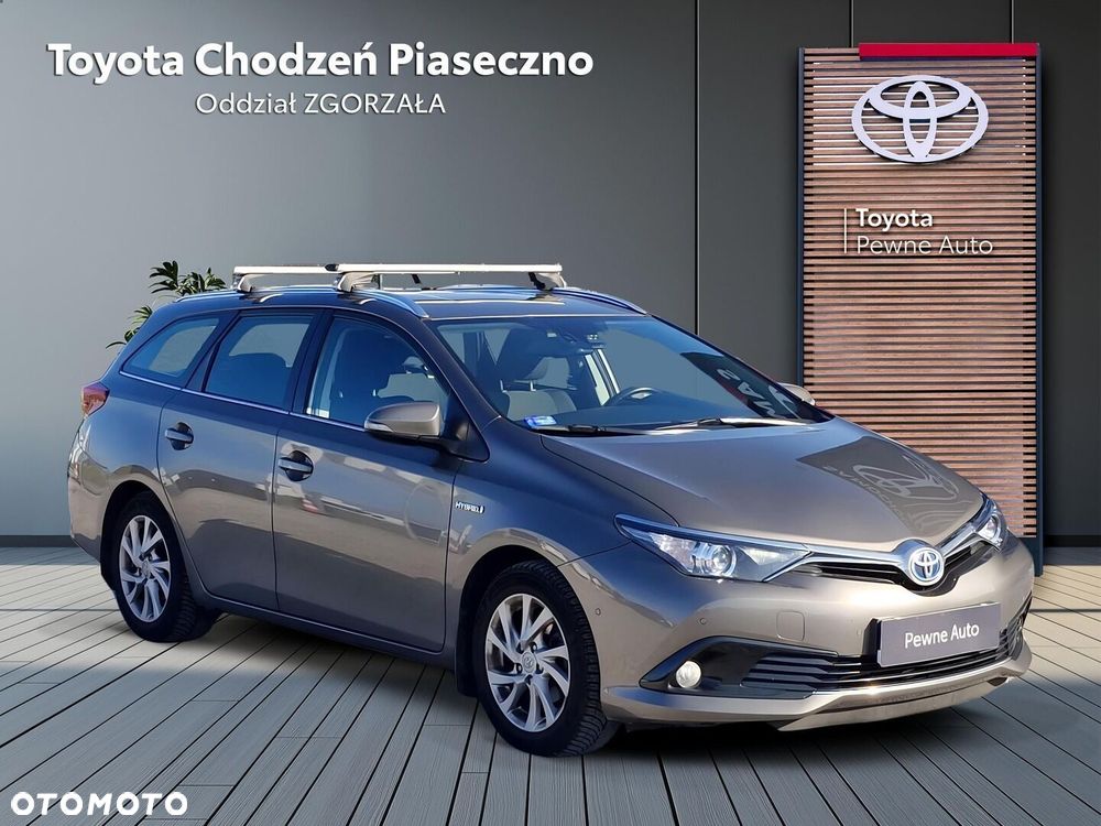 Toyota Auris Hybrid 135 Premium - 8