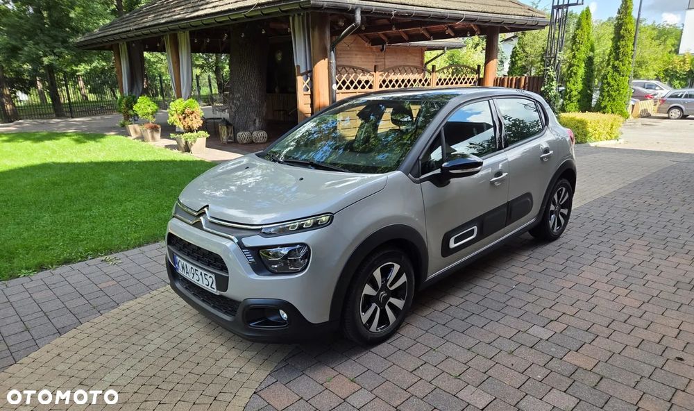 Citroën C3 1.2 PureTech Shine EAT6 - 1