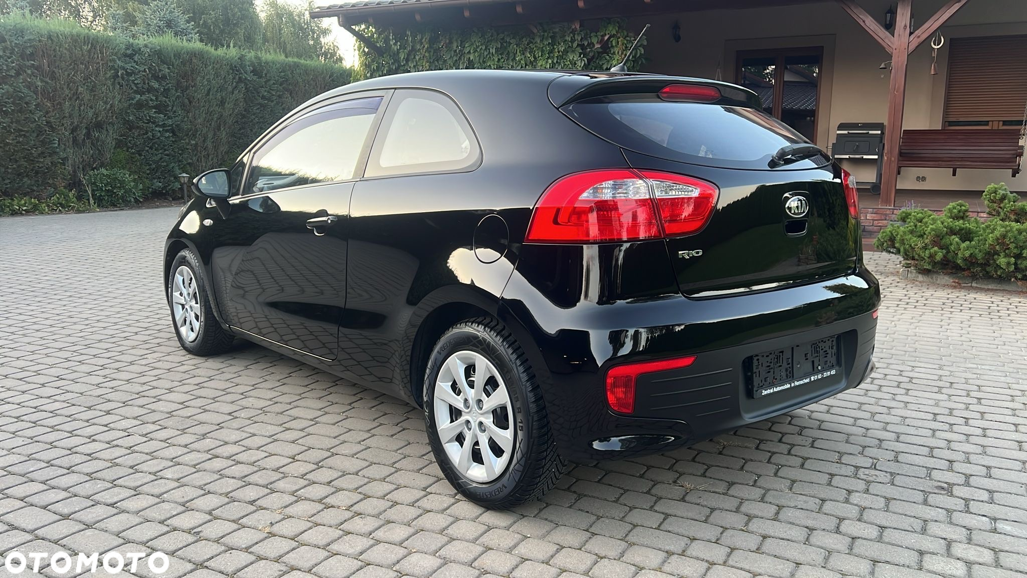 Kia Rio 1.2 L - 19