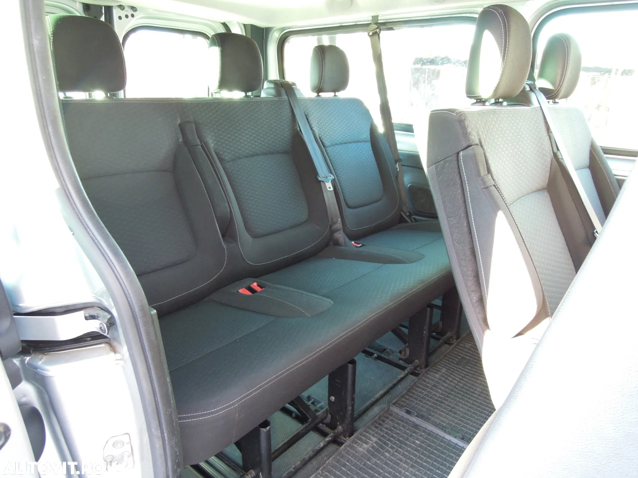 Opel Vivaro 1.6 TwinTurbo CDTI Life L2H1 2.7 t Start/Stop - 15