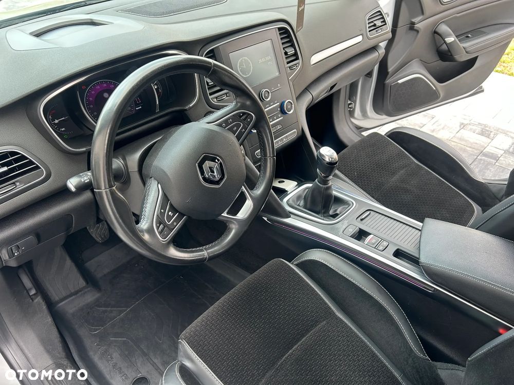 Renault Megane 1.5 Blue dCi Intens - 18