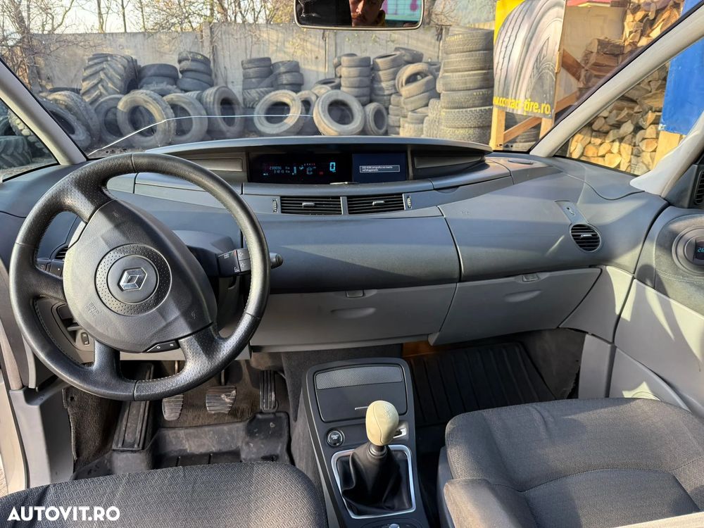 Renault Espace 2.0 dCi FAP Tech Run - 6