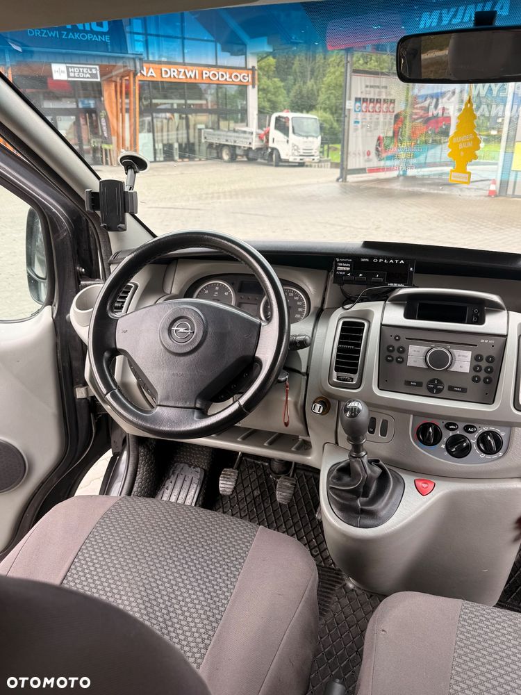 Opel Vivaro - 9
