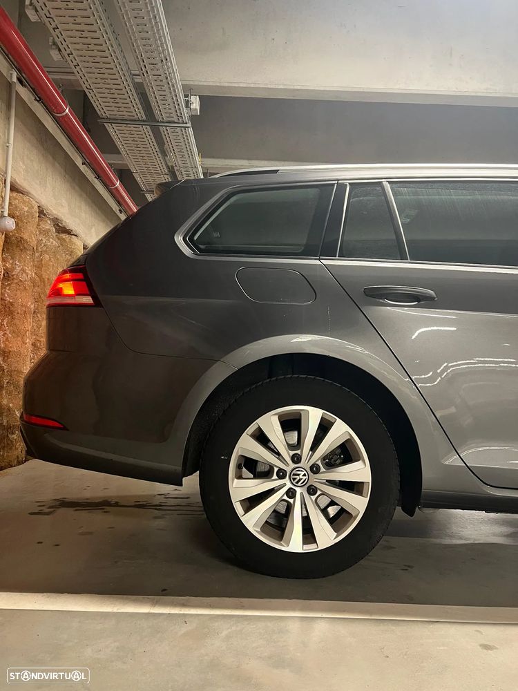 VW Golf Variant 1.6 TDi Confortline - 5