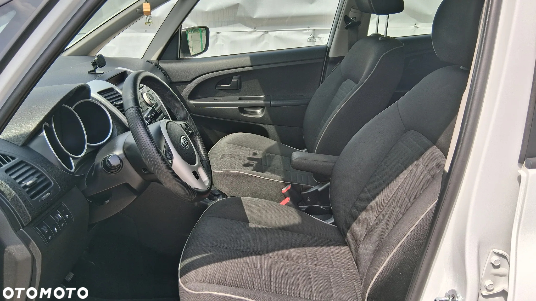 Kia Venga 1.4 CVVT Edition 7 - 11
