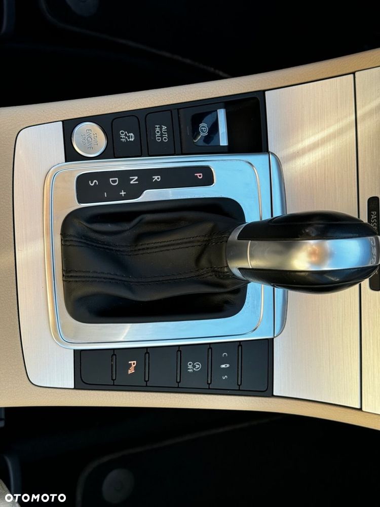 Volkswagen CC 2.0 TDI DPF BMT DSG - 14