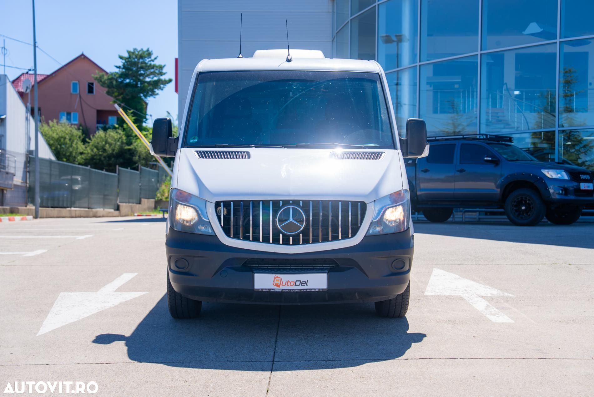 Mercedes-Benz Sprinter - 9