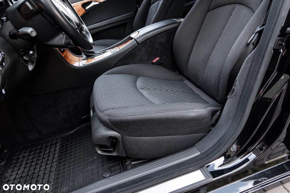 Mercedes-Benz Klasa E 200 Kompressor Automatik Elegance - 38