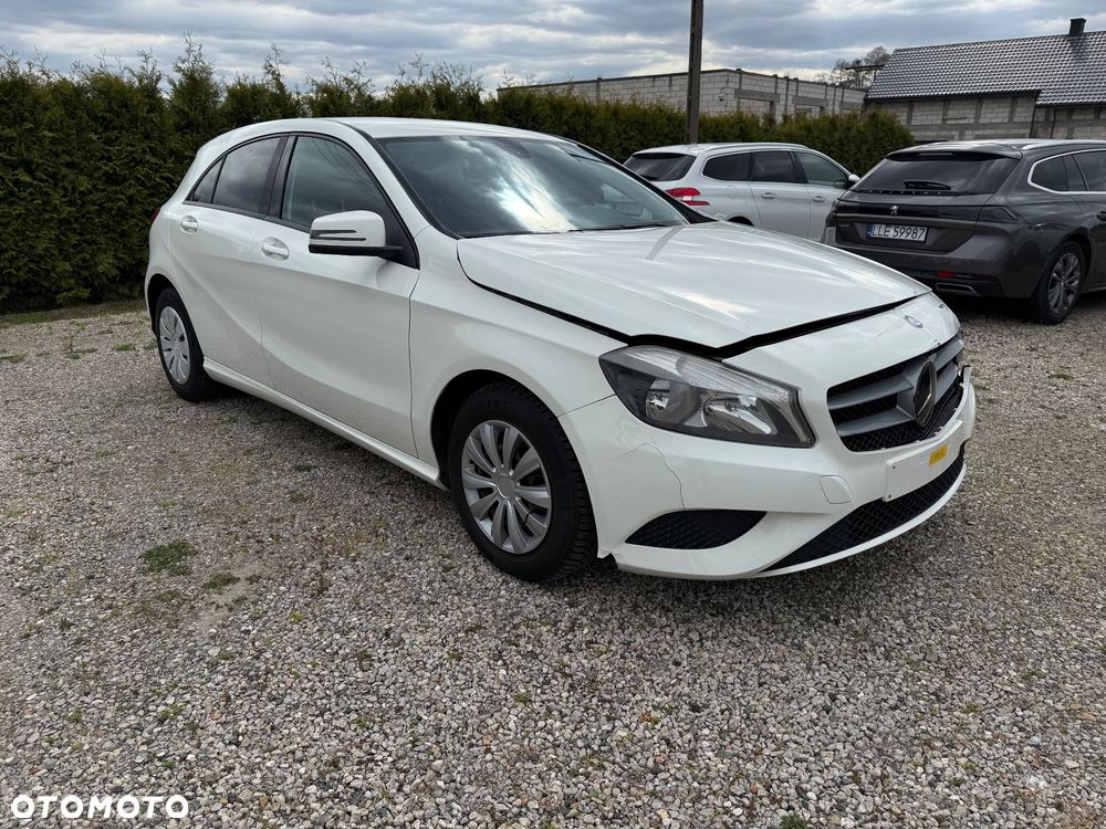 Mercedes-Benz Klasa A 180 (BlueEFFICIENCY) - 2