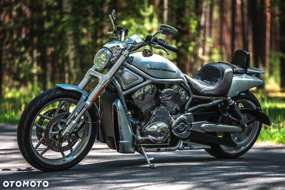 Harley-Davidson V-Rod Muscle - 2