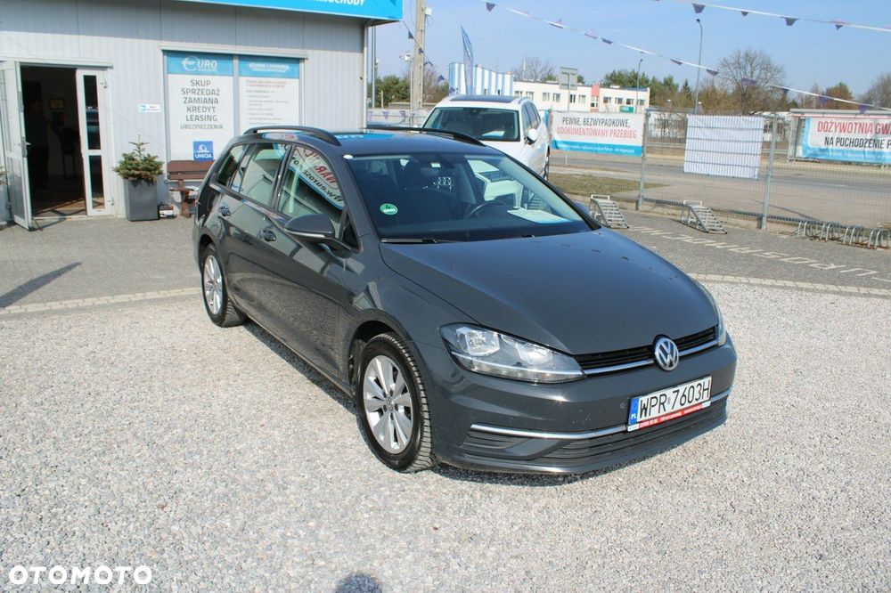 Volkswagen Golf - 4