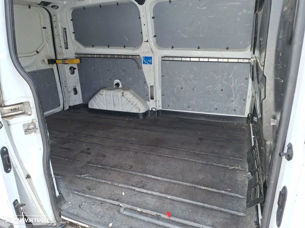 Ford Transit Custom 2.2 TDCI 270 L1 - 8