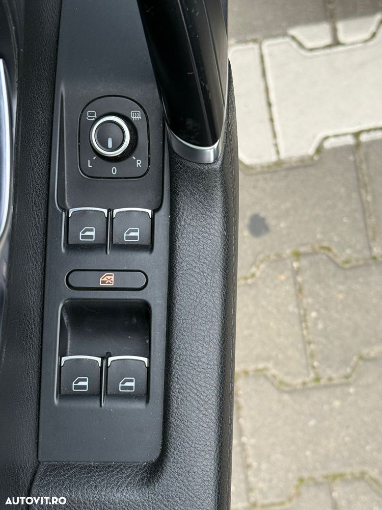 Volkswagen Passat CC 2.0 TDI BMT DSG 4Motion - 22