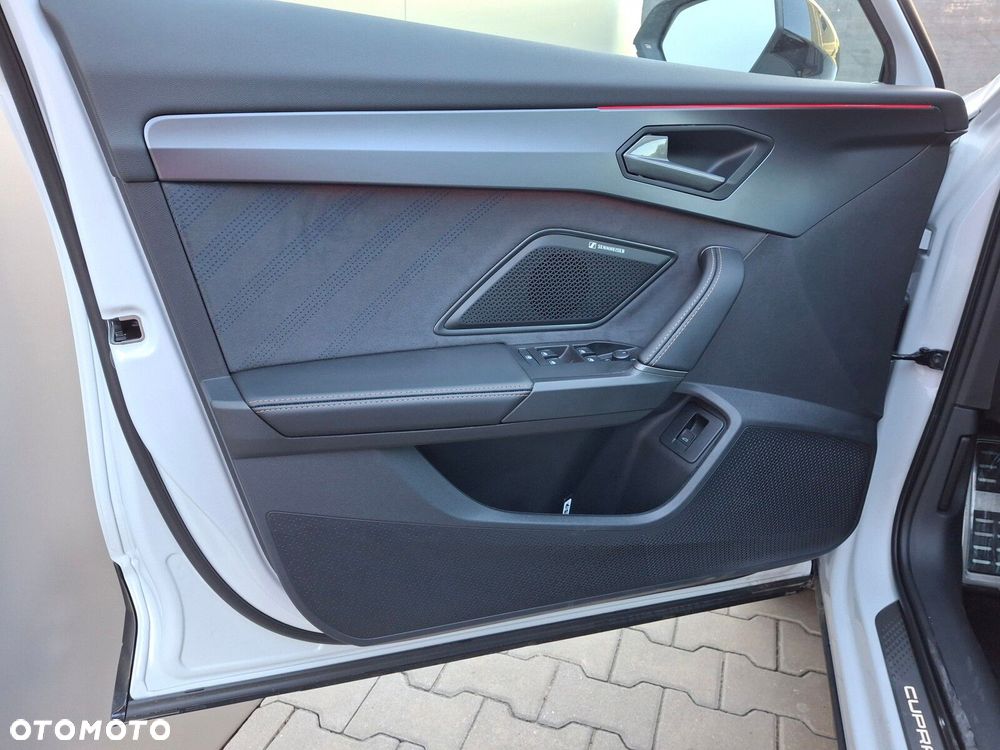 Cupra Formentor 1.5 eTSI mHEV DSG - 13