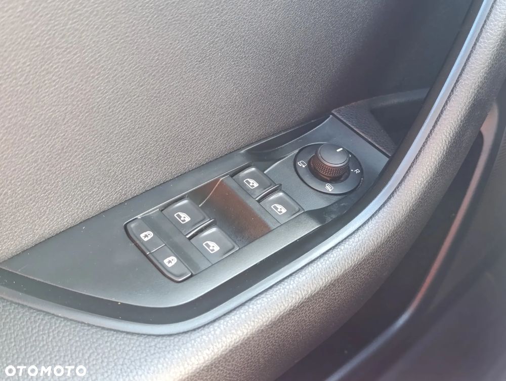 Skoda Superb 2.0 TSI Ambition DSG - 22