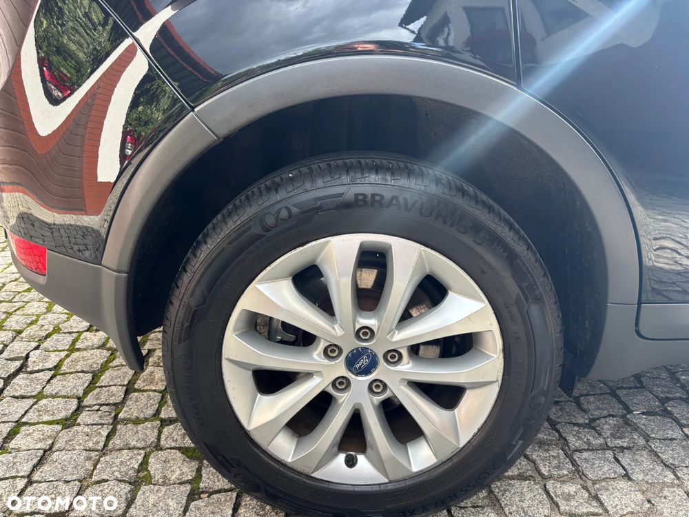 Ford Kuga 2.0 TDCi 4x4 Titanium - 24
