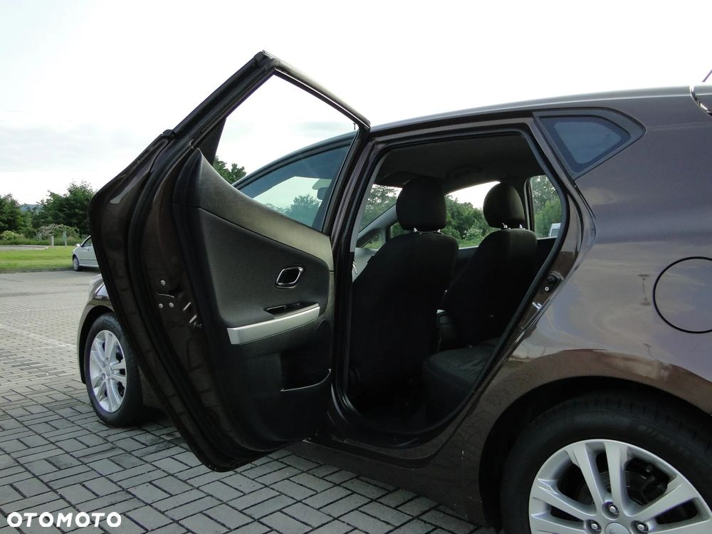 Kia Ceed - 18