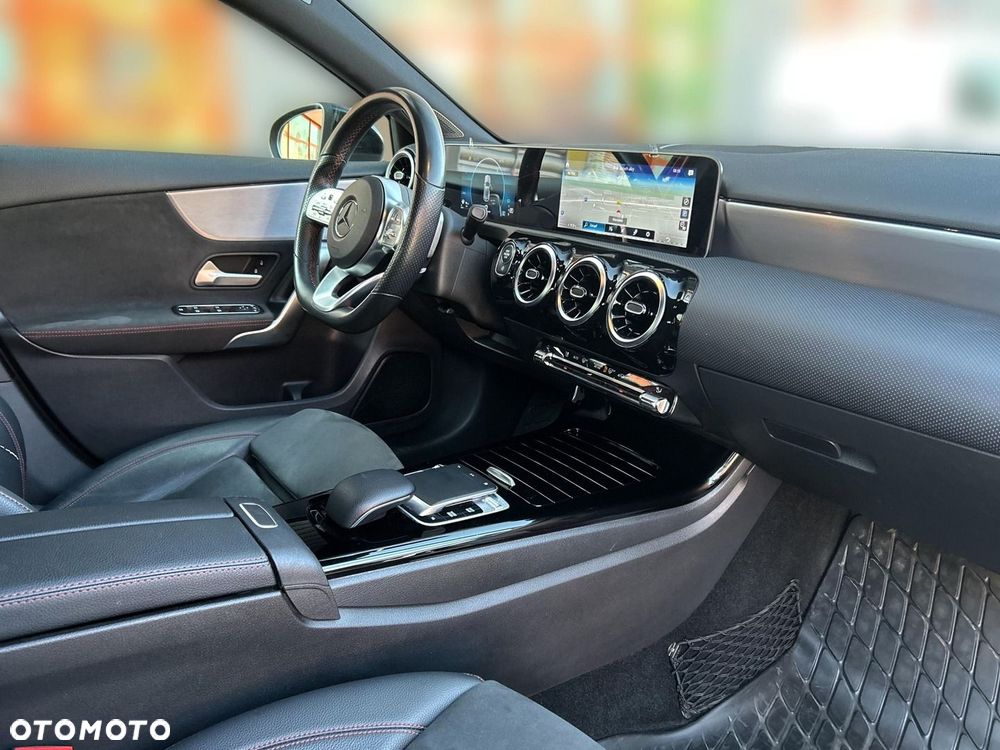 Mercedes-Benz Klasa A 200 AMG Line 7G-DCT - 11