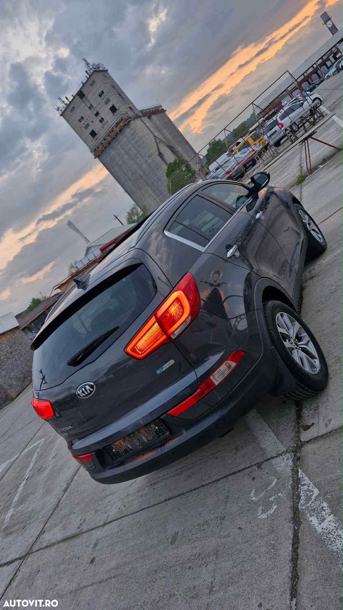 Kia Sportage - 3