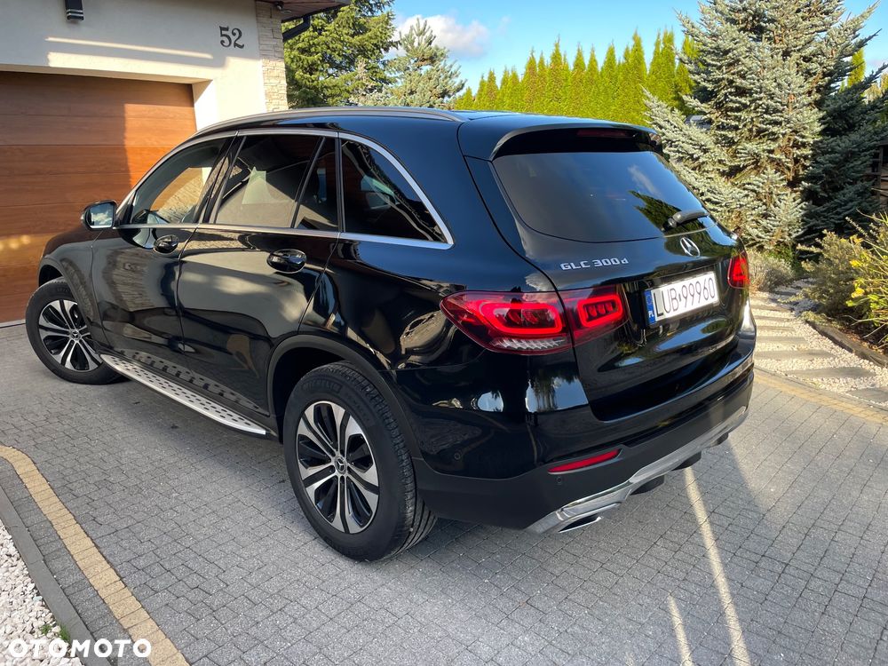 Mercedes-Benz GLC 300 d 4Matic 9G-TRONIC - 4