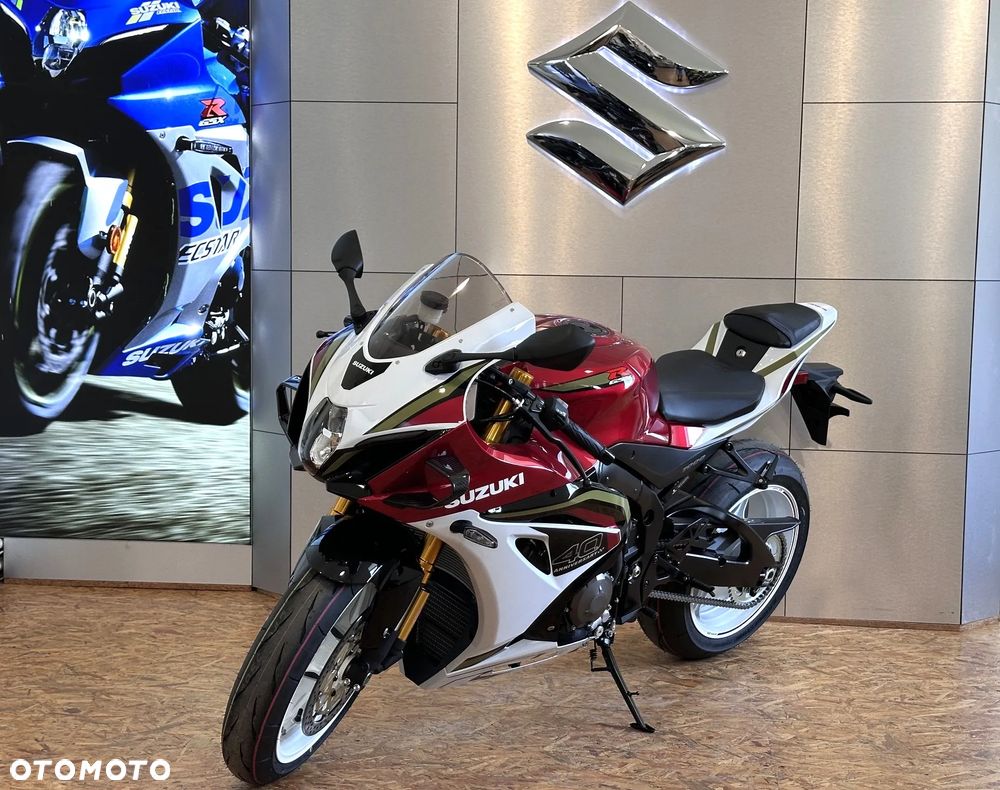 Suzuki GSX-R - 8