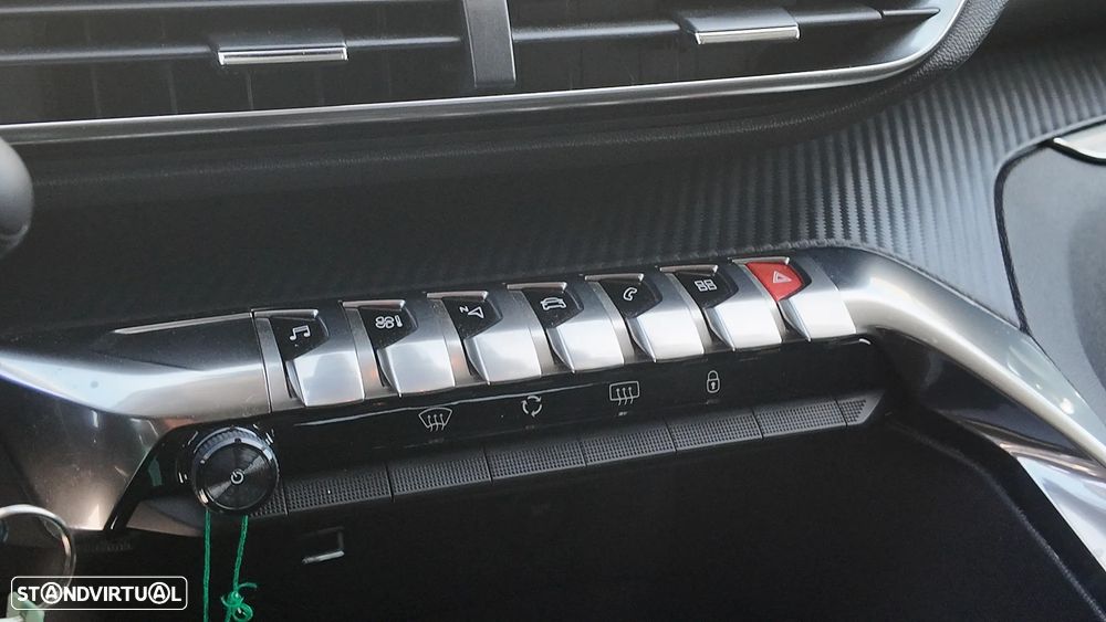 Peugeot 3008 PureTech 130 Stop & Start GPF EAT8 Active Pack - 22