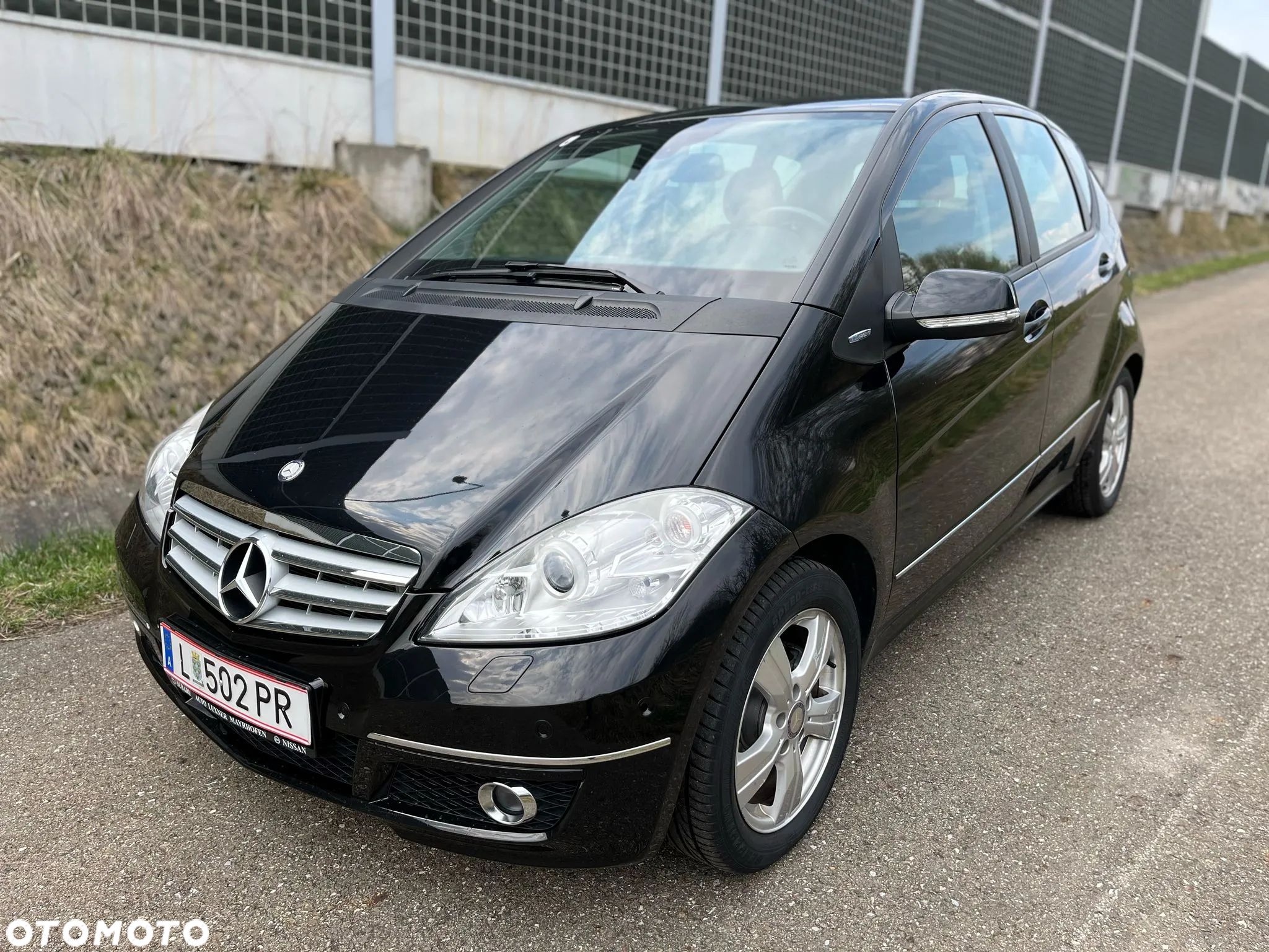 Mercedes-Benz Klasa A 160 BlueEFFICIENCY Avantgarde Special Edition - 1
