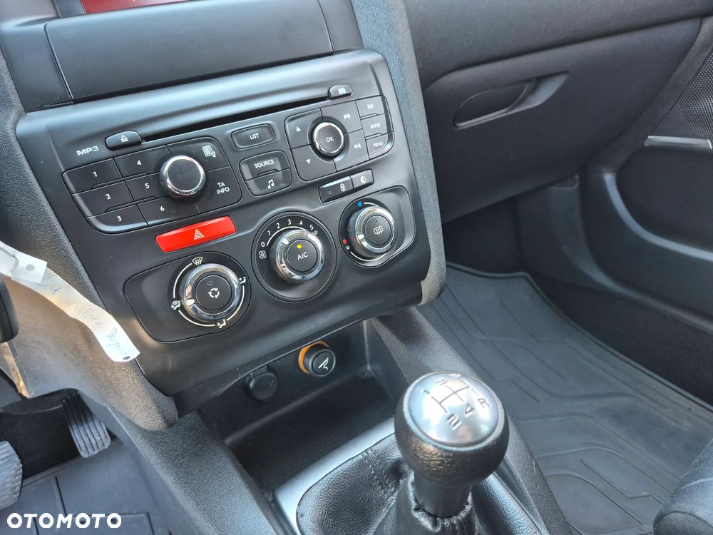 Citroën C4 VTi 120 Attraction - 38