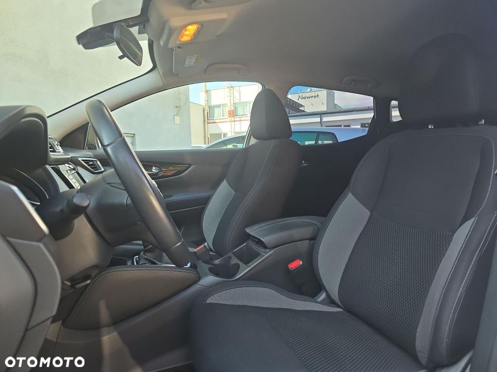 Nissan Qashqai - 12
