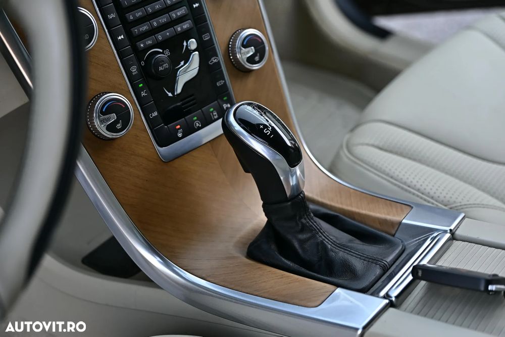 Volvo XC 60 D4 Geartronic Linje Inscription - 21