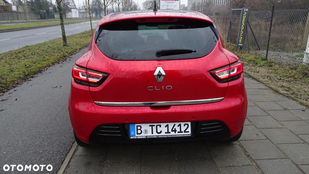Renault Clio TCe 90 Luxe - 6