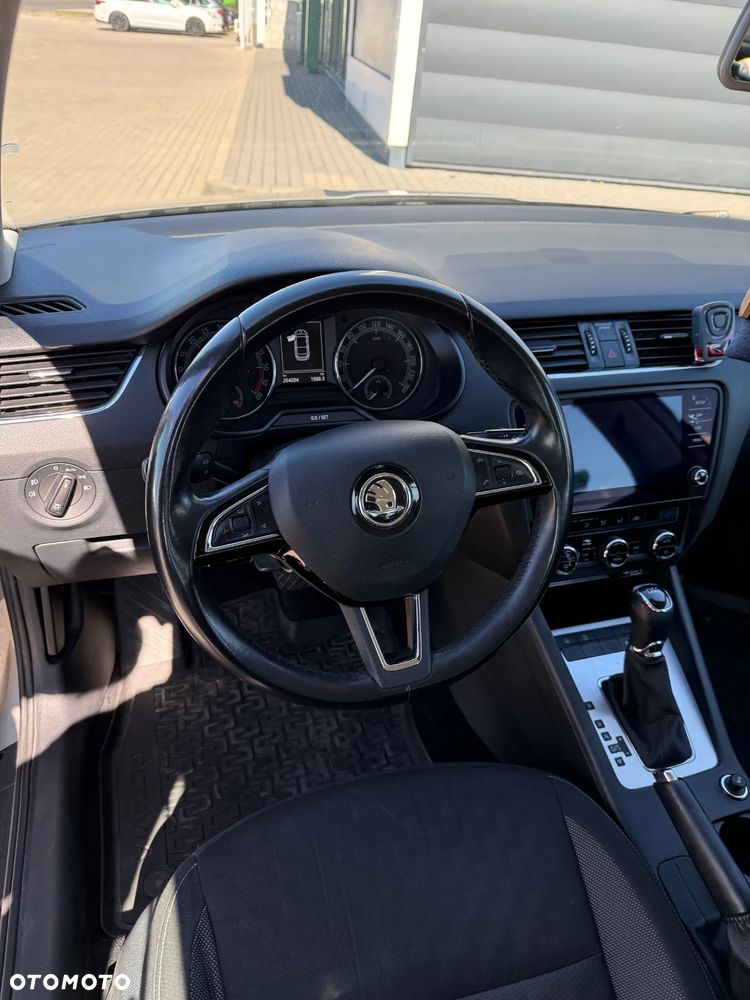 Skoda Octavia 2.0 TDI SCR Ambition DSG - 10