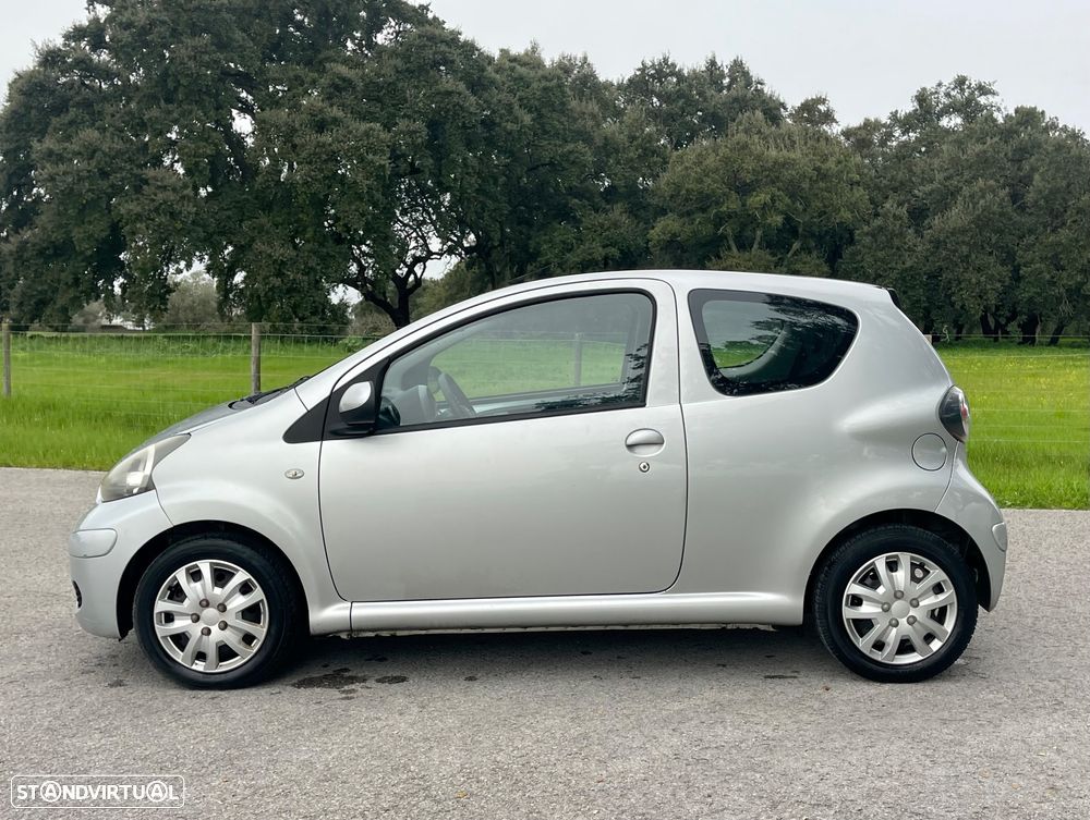 Toyota Aygo 1.0 + AC - 8