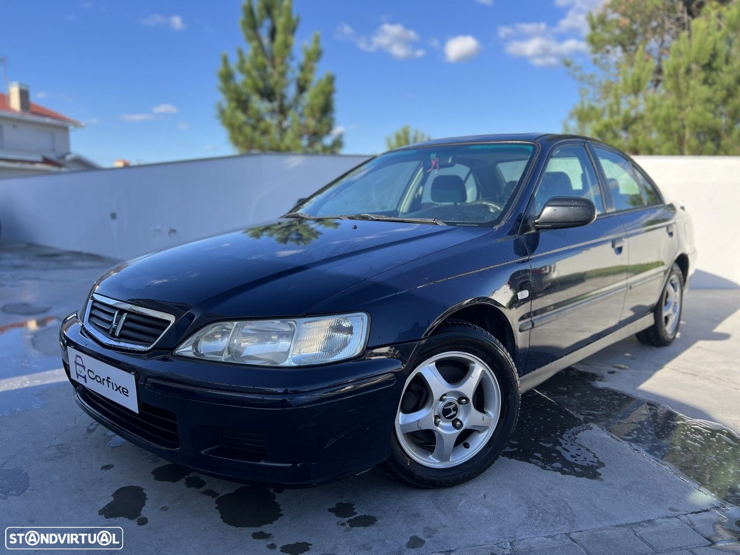 Honda Accord 1.8 LS - 2