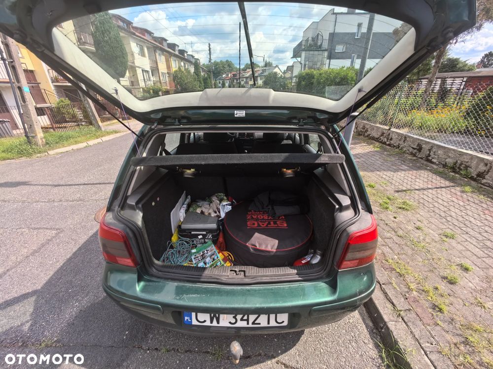Volkswagen Golf 1.8 Comfortline - 10
