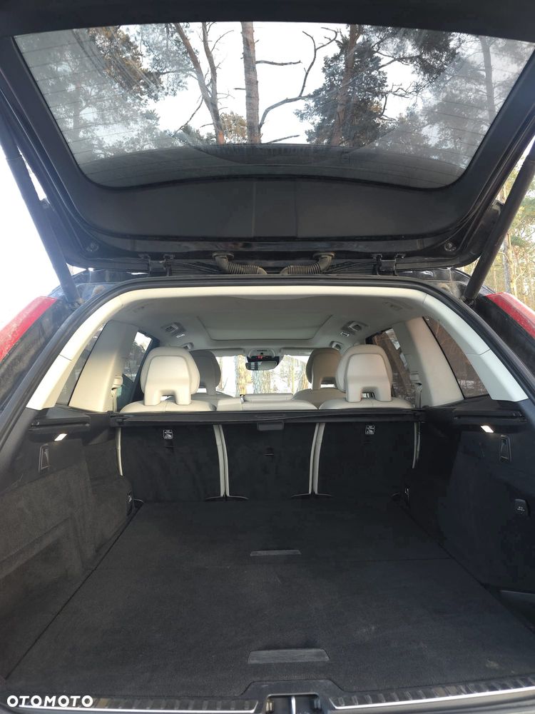 Volvo XC 90 B5 D AWD Inscription - 19
